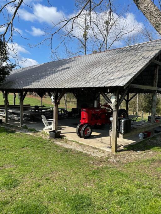 Bourbon Trail Cabin On The Farm Lawrenceburg Luaran gambar