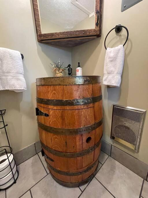 Bourbon Trail Cabin On The Farm Lawrenceburg Luaran gambar