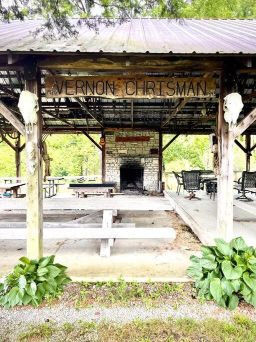 Bourbon Trail Cabin On The Farm Lawrenceburg Luaran gambar
