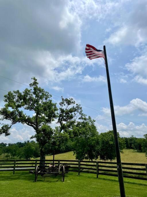 Bourbon Trail Cabin On The Farm Lawrenceburg Luaran gambar